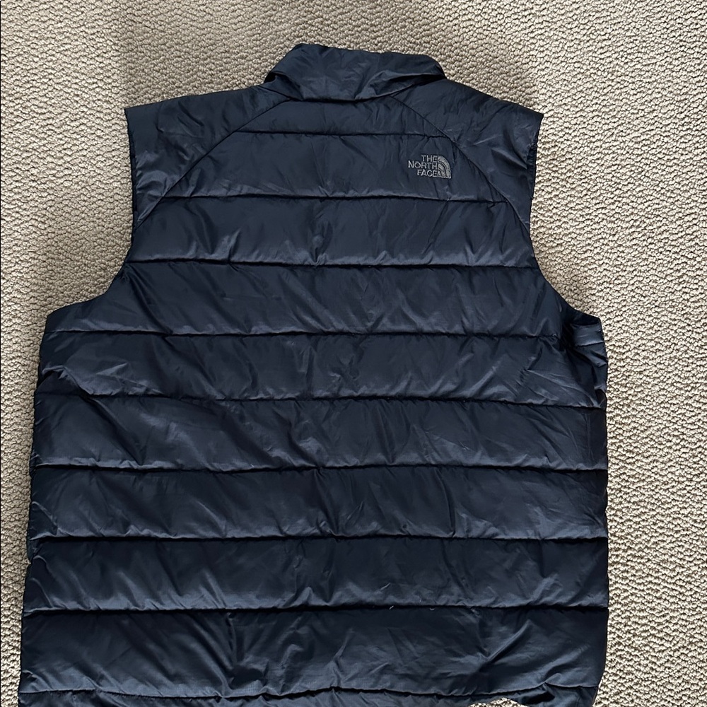 The North Face black/olive puffer vest - Picture 3 of 3